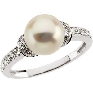 Accented Ring for Pearl