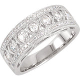 14K White 1-2 CTW Diamond Anniversary Band Size 7