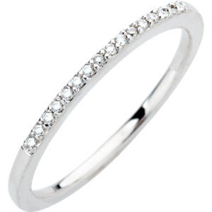 14K White .08 CTW Diamond Band