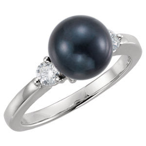 14K White Akoya Cultured Pearl & 1-6 CTW Diamond Ring